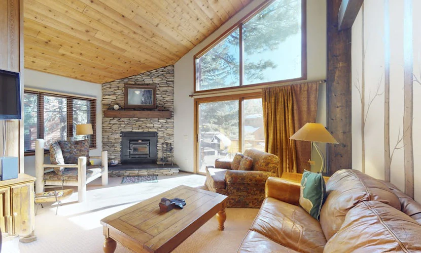 Townhome Near Skiing with Fireplace & Shared Pool, Hot Tub Access, Dog-Friendly