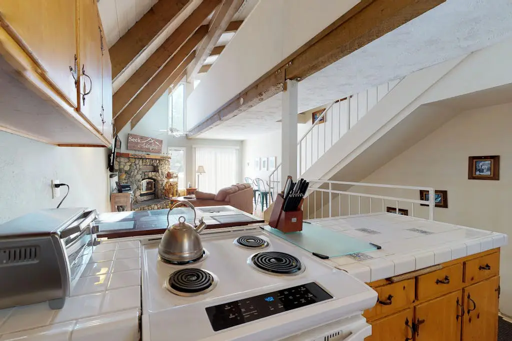 Mammoth View Villas 21