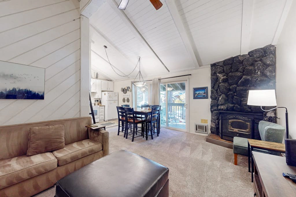 Sherwin Villas 39 D