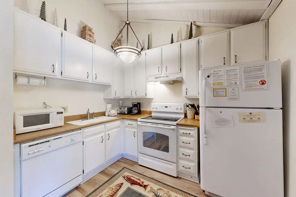 Sherwin Villas 39 D