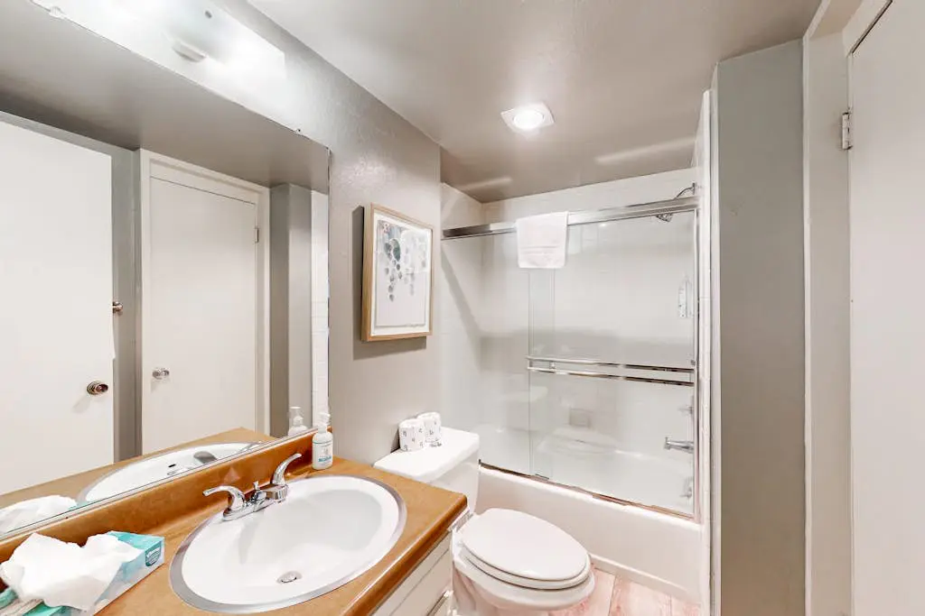 Sherwin Villas 39 D