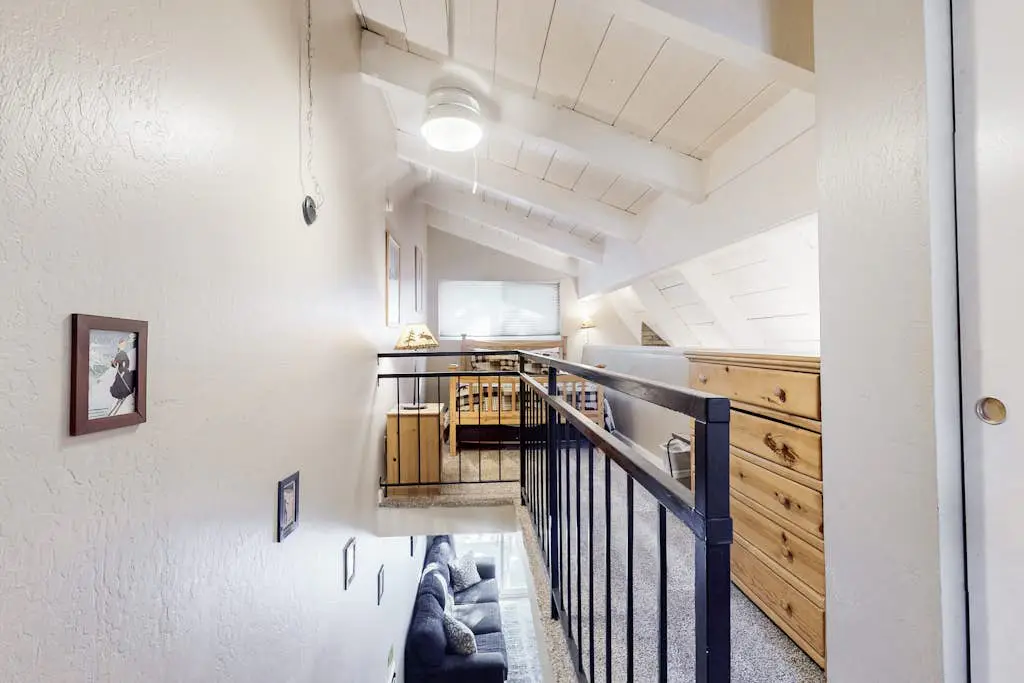 Mammoth View Villas 24