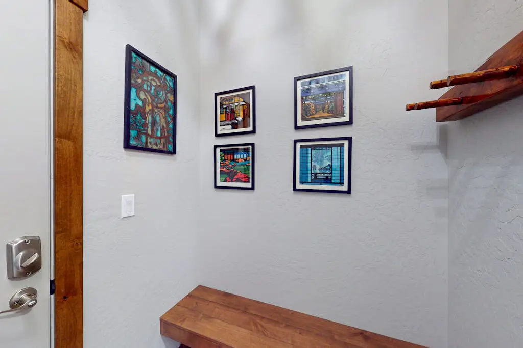 Pend Oreille Hideaway