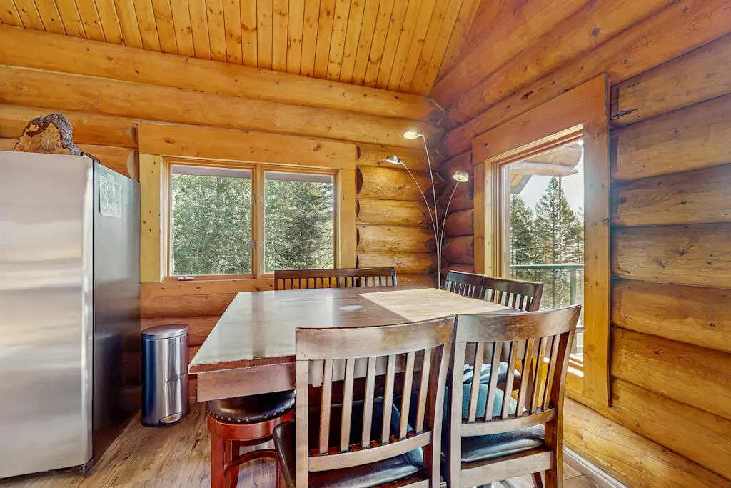 Mogul Hill Cabin