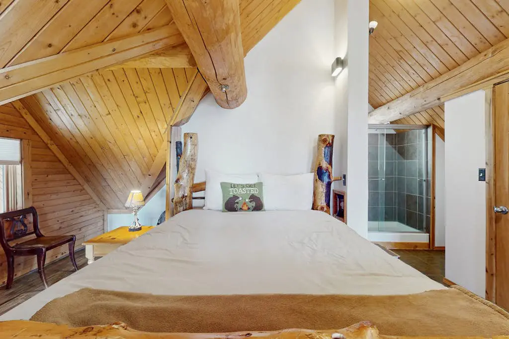 Mogul Hill Cabin