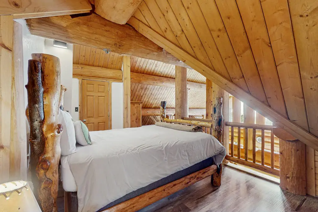 Mogul Hill Cabin