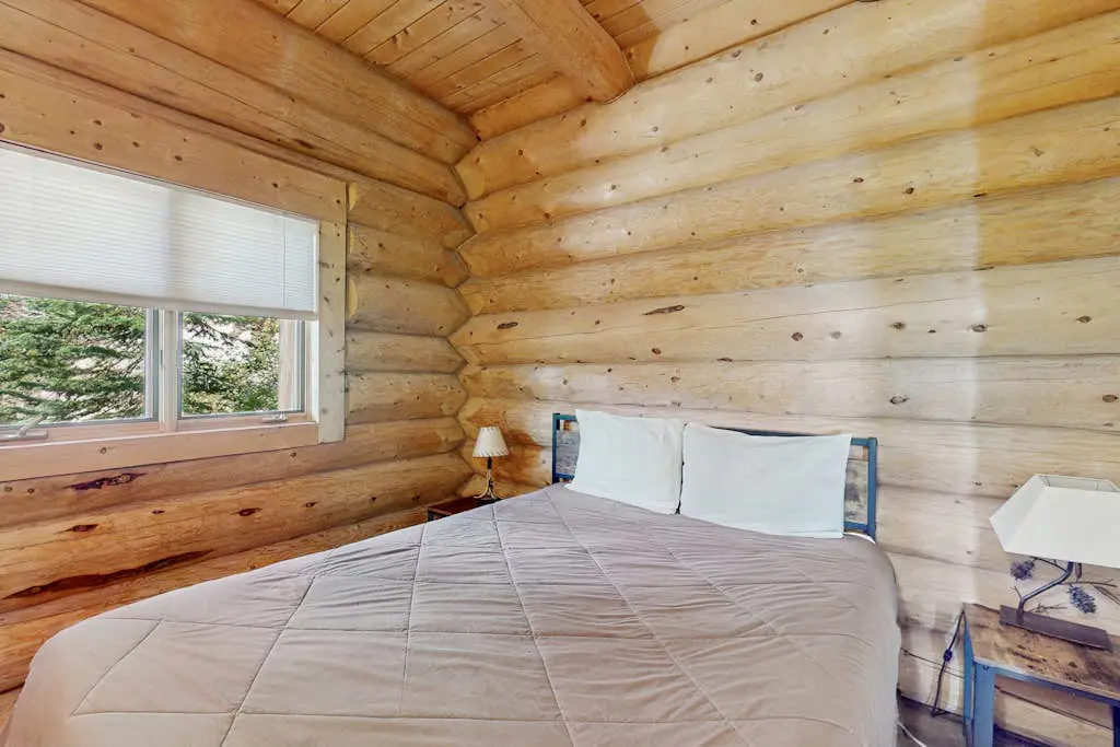 Mogul Hill Cabin