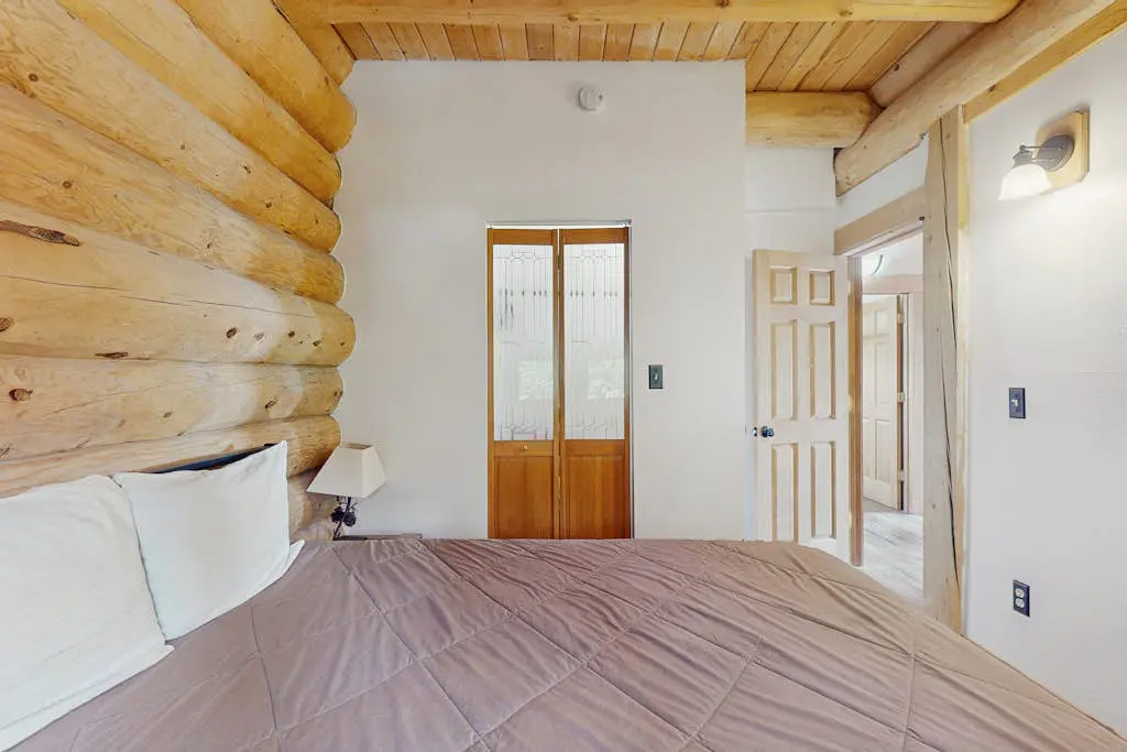 Mogul Hill Cabin