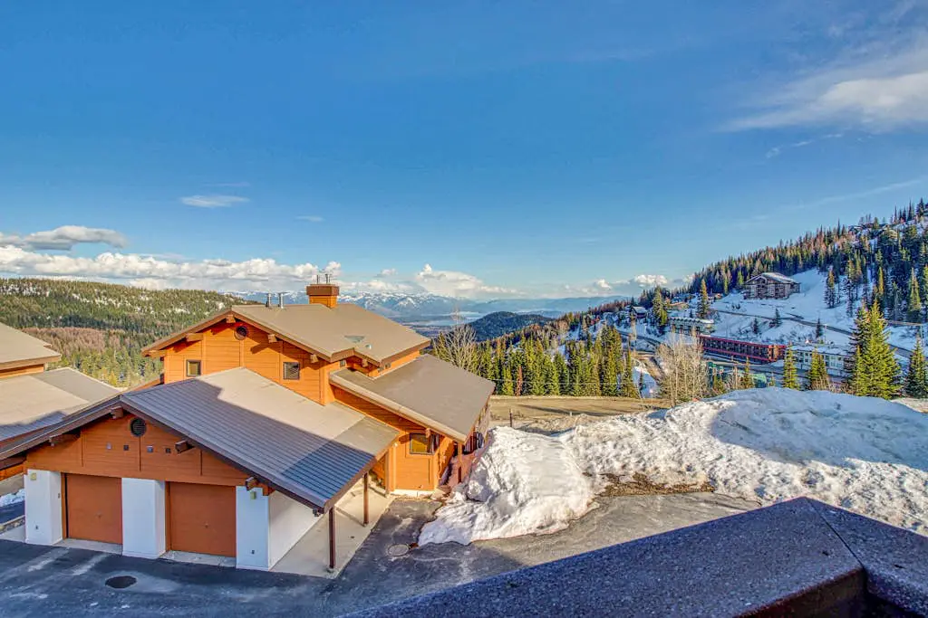 Pinnacle Ridge 02