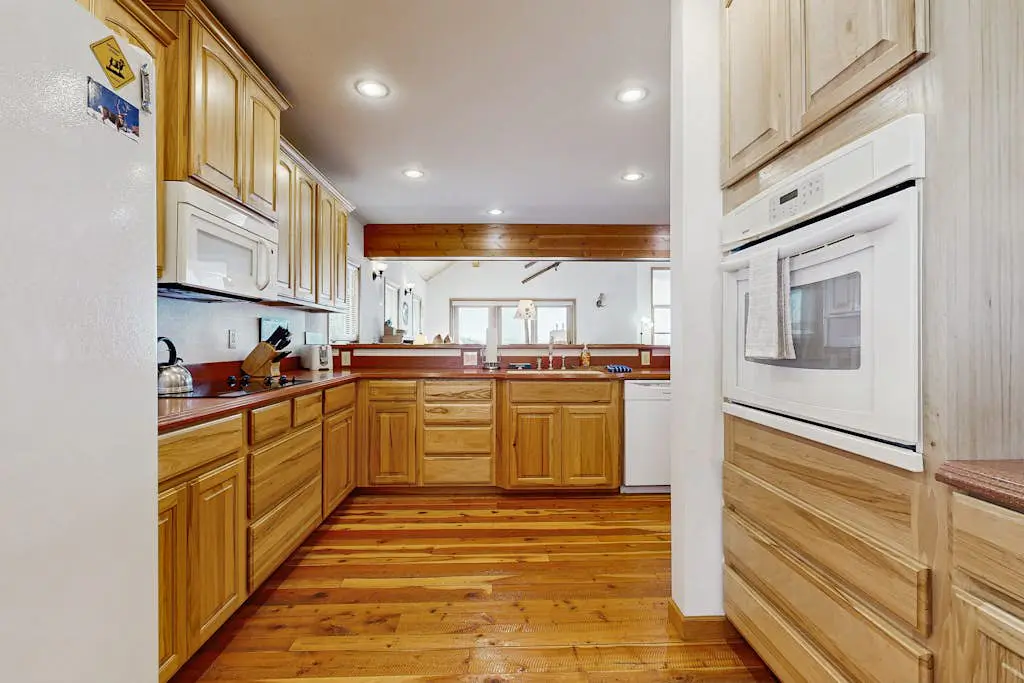 Pinnacle Ridge 02