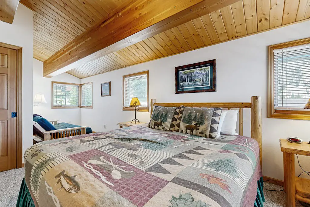 Pinnacle Ridge 02