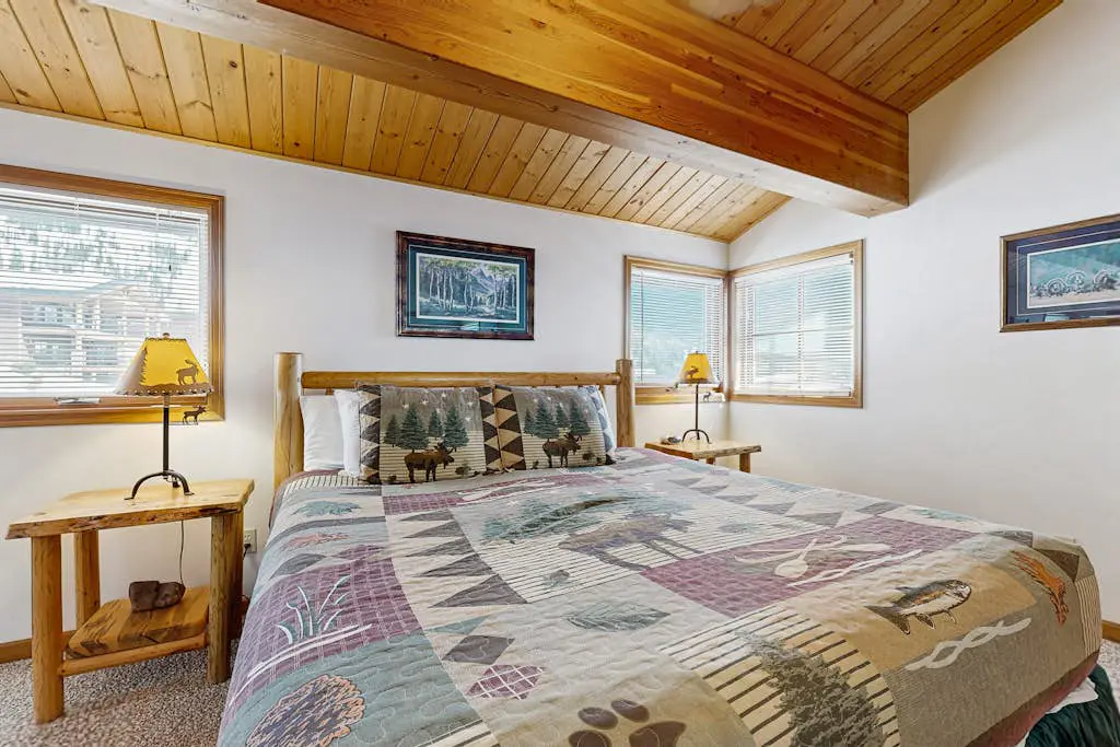 Pinnacle Ridge 02