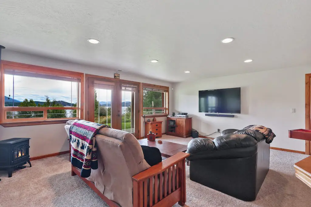 Lakefront Luxury