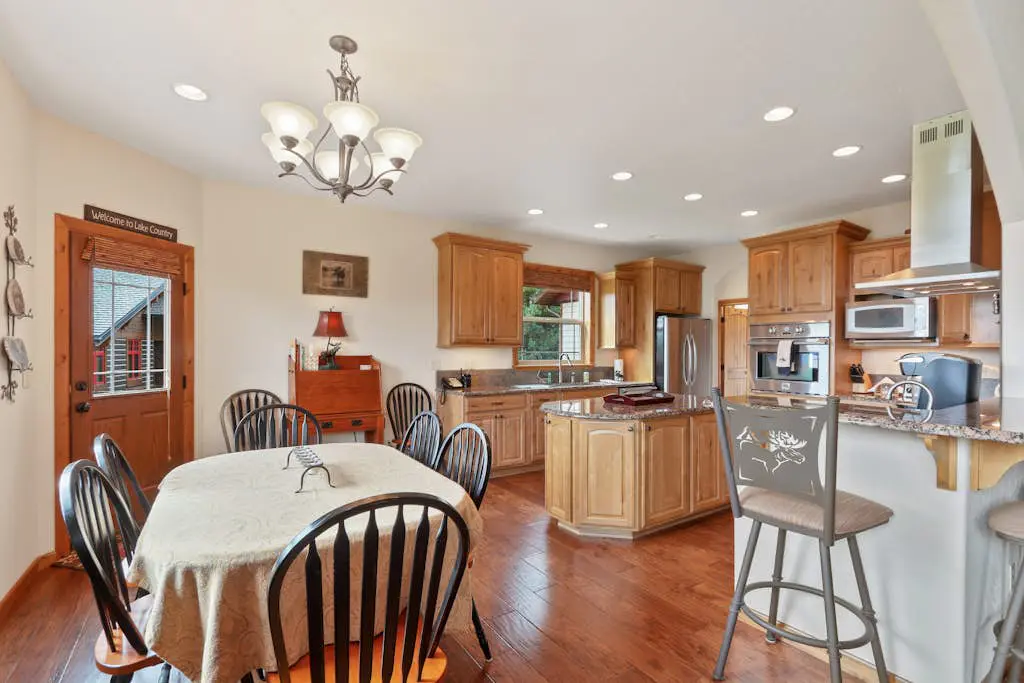 Lakefront Luxury