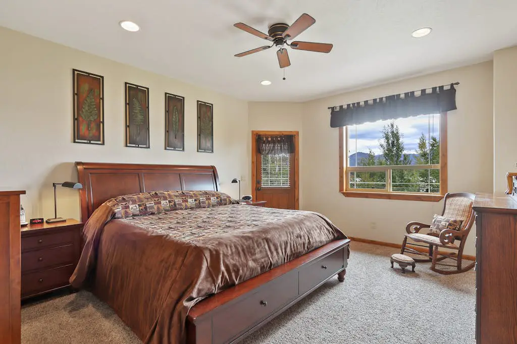 Lakefront Luxury