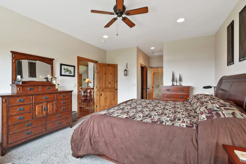 Lakefront Luxury