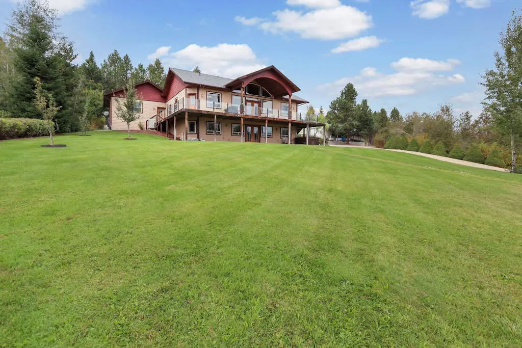 Lakefront Luxury