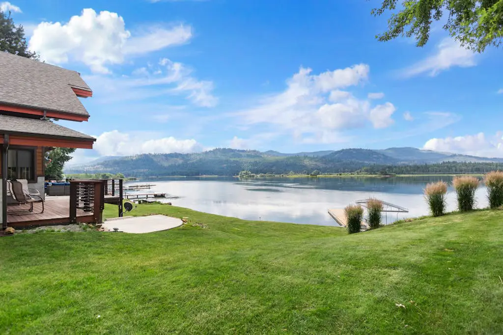Pend Oreille River Lodge