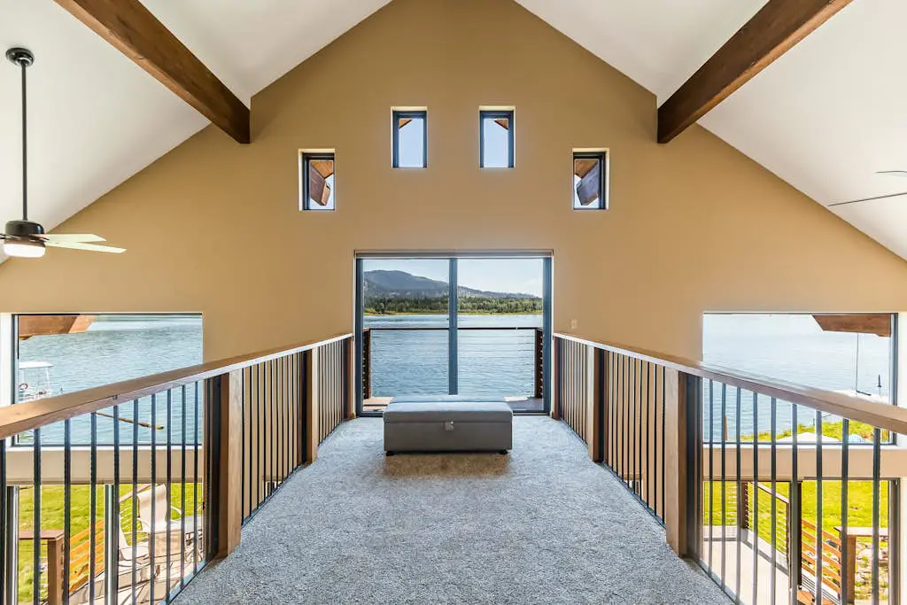 Pend Oreille River Lodge