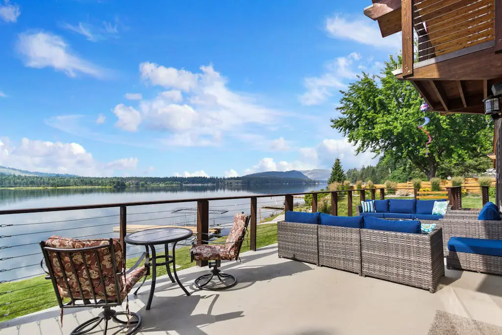 Pend Oreille River Lodge