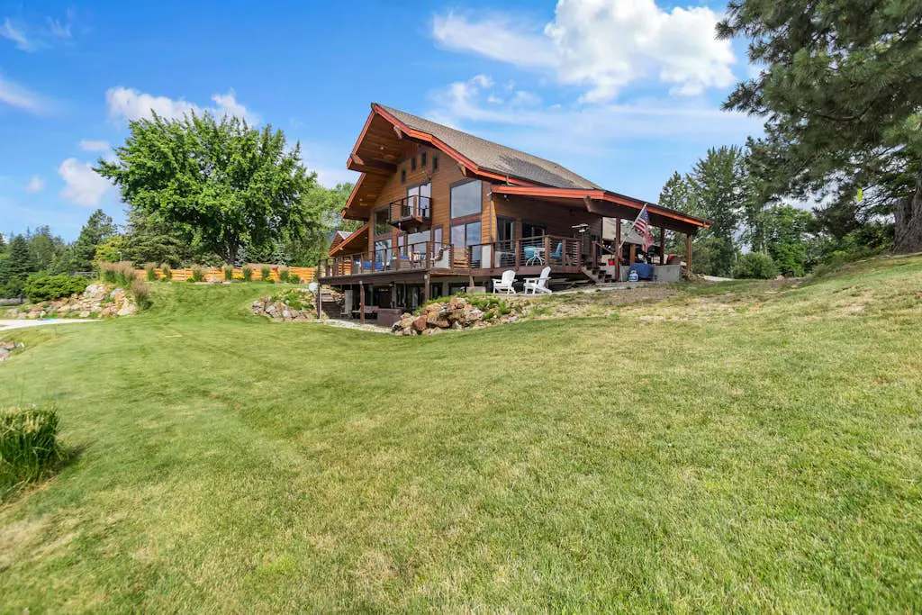 Pend Oreille River Lodge