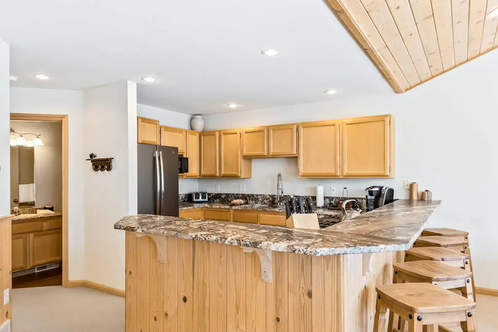Schweitzer Ullr Retreat
