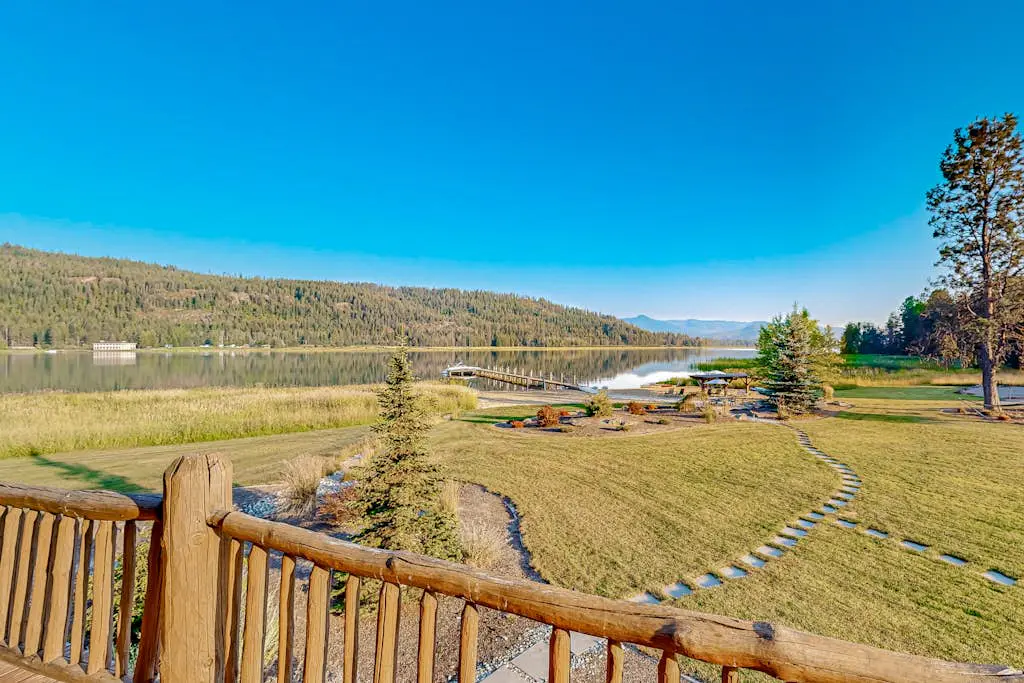 Waterfront Ranch on Pend Oreille