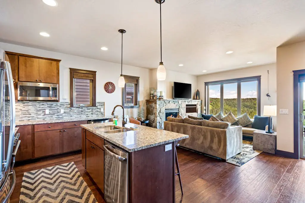 Mountainside Chalet