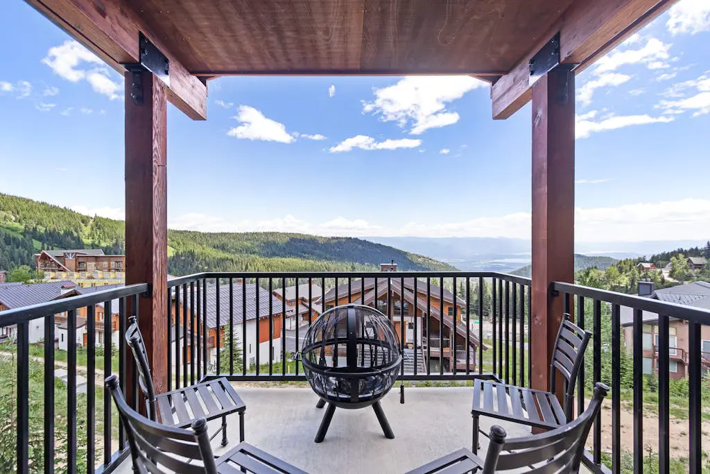 Mountainside Chalet