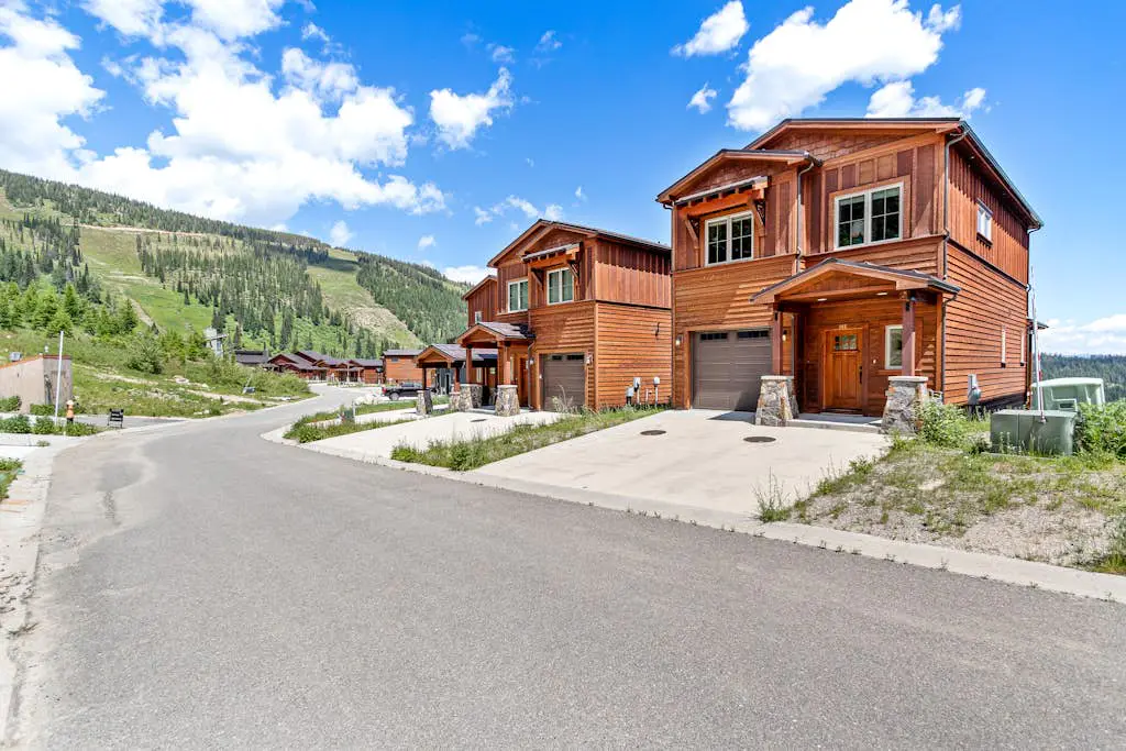 Mountainside Chalet