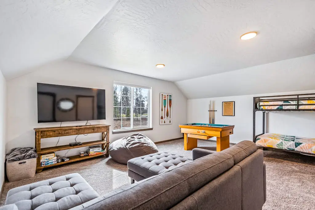Elk Grove Getaway