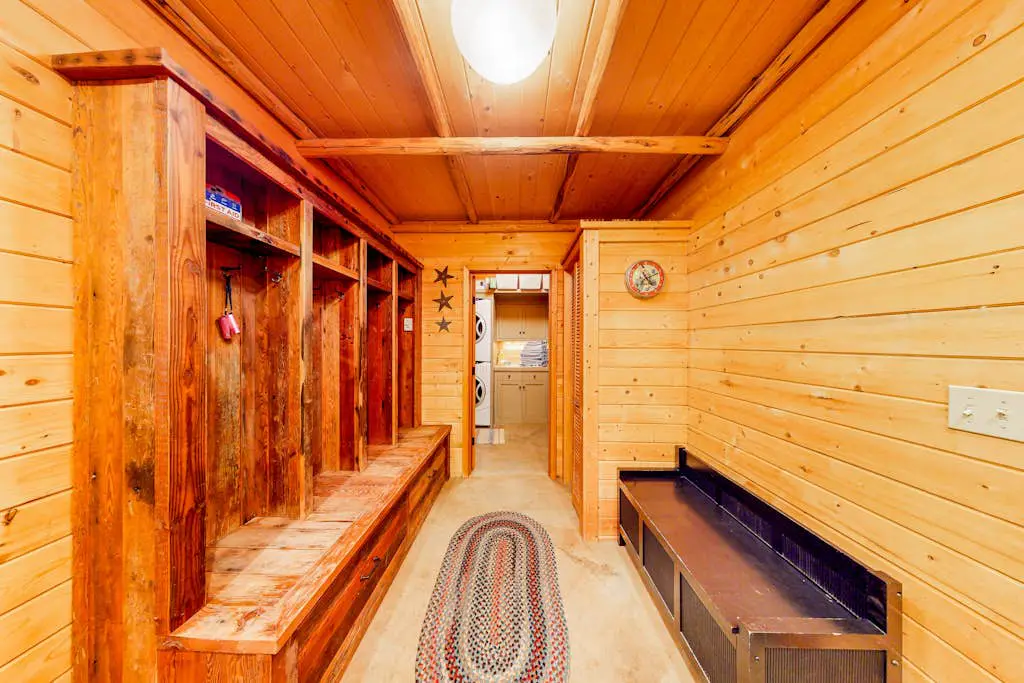 Eureka Lodge