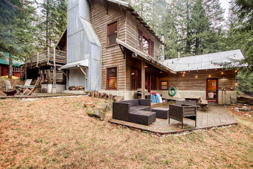 Eureka Lodge