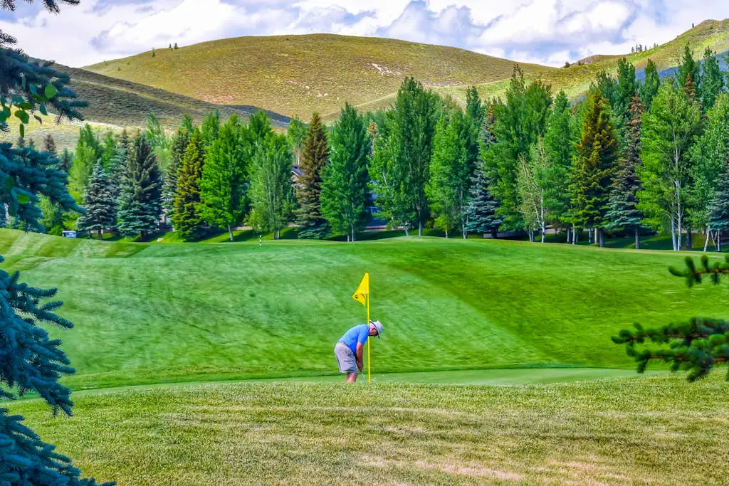 Single Level Ranch Condo in Elkhorn