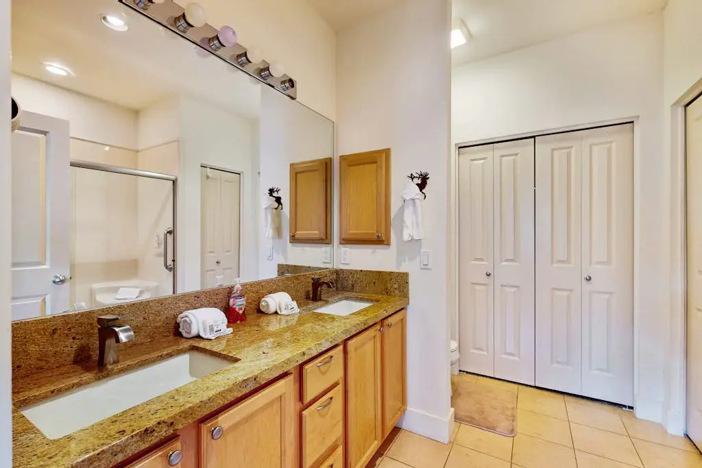 Wood River Condo