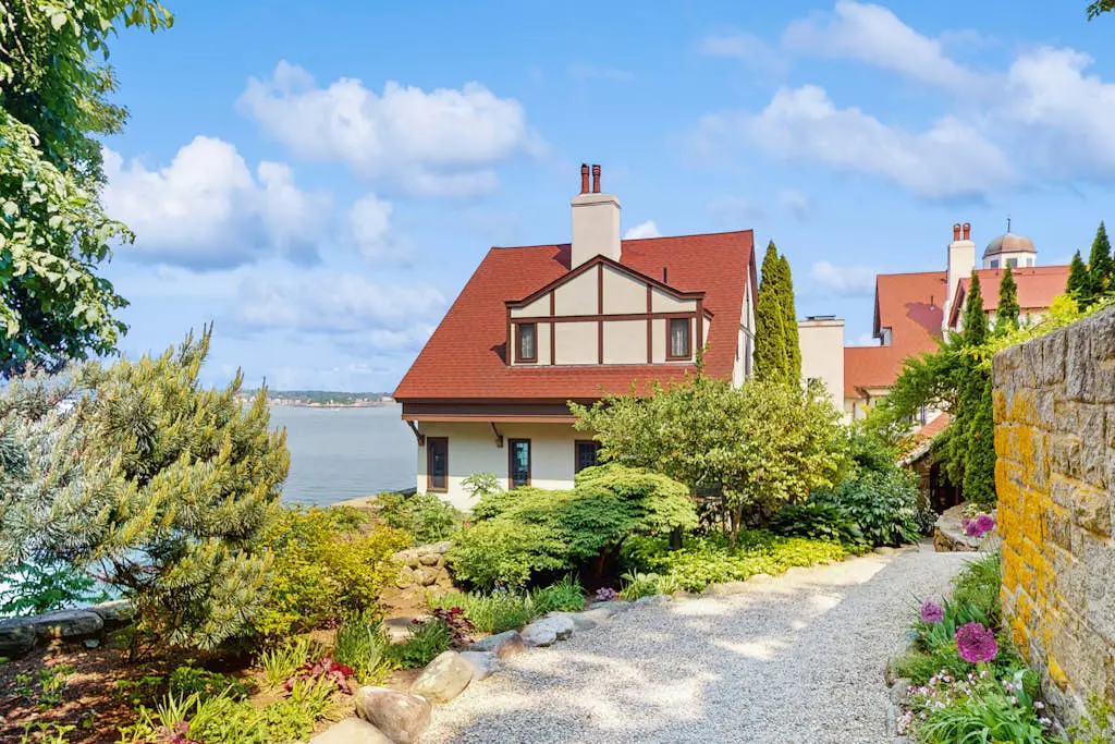 Point Radio Cottage