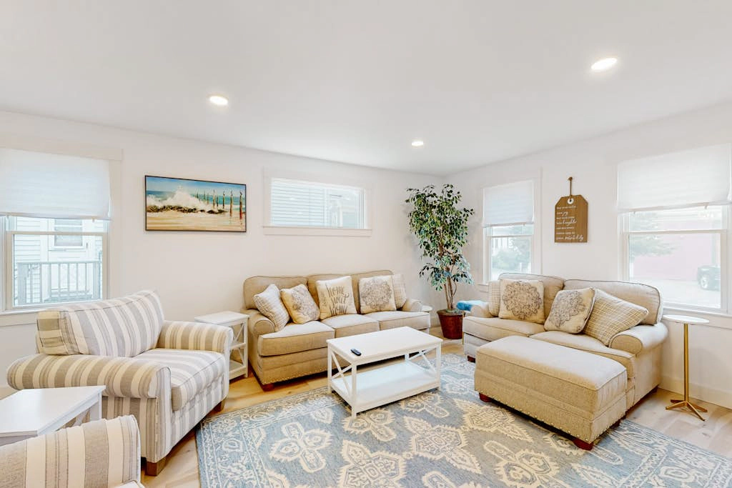 Beau's Beach House