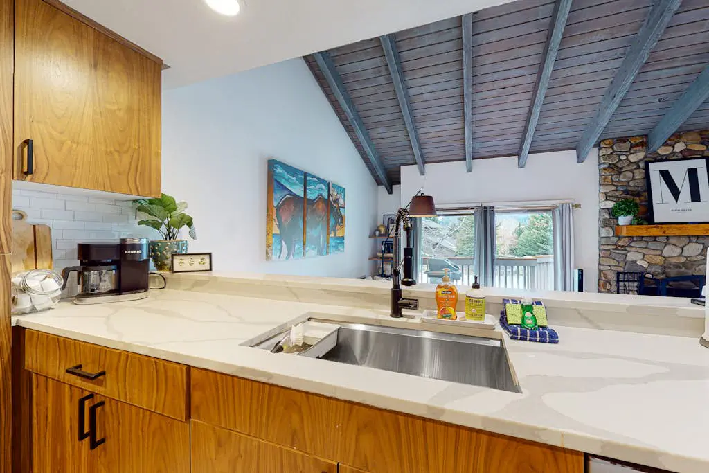 The Mountain Modern Escape