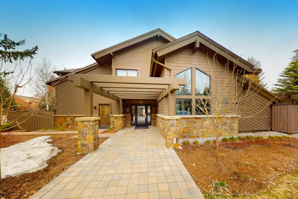 The Mountain Modern Escape