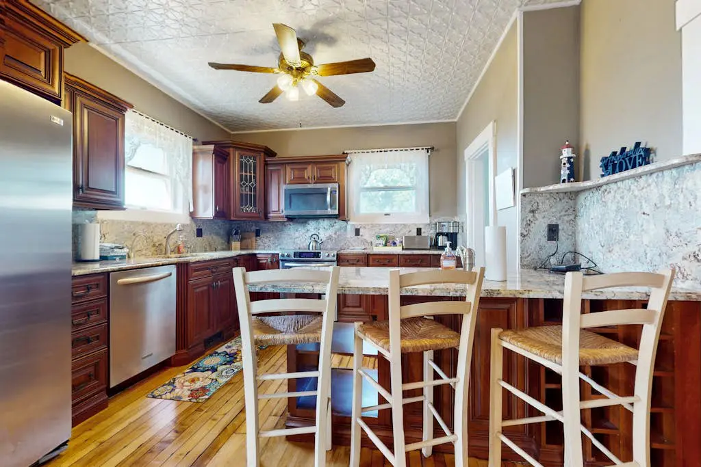 Longview House