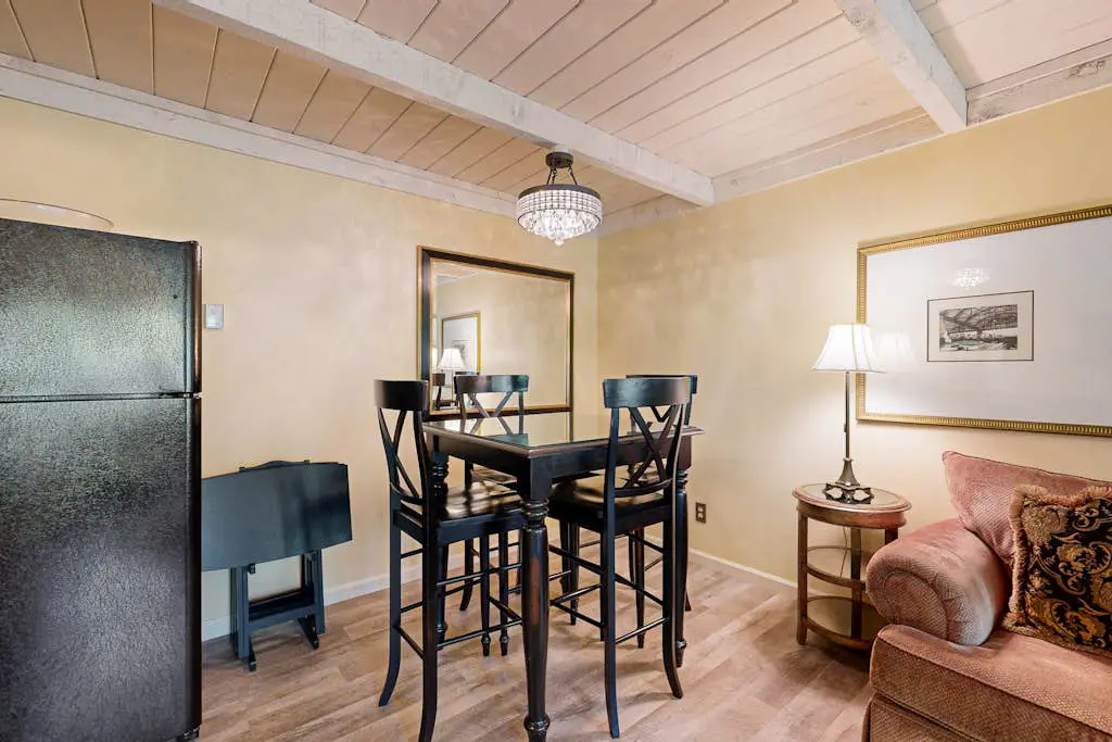 Atelier Retreat 1094