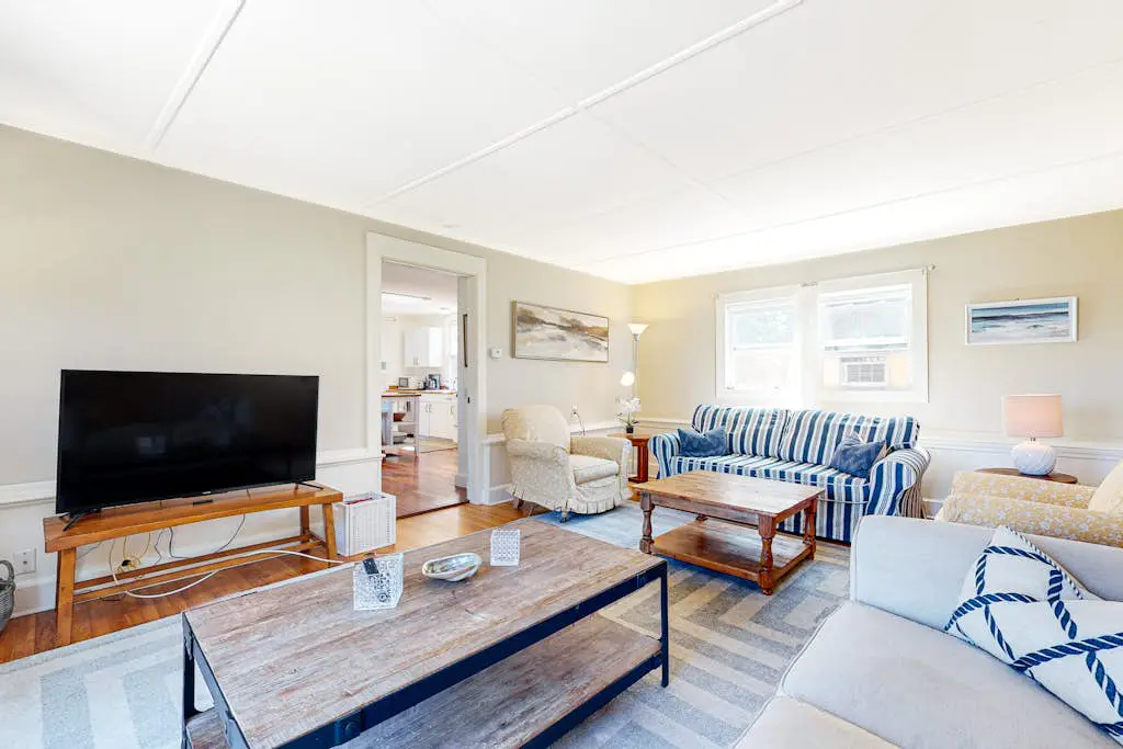 Black Cove Cottage