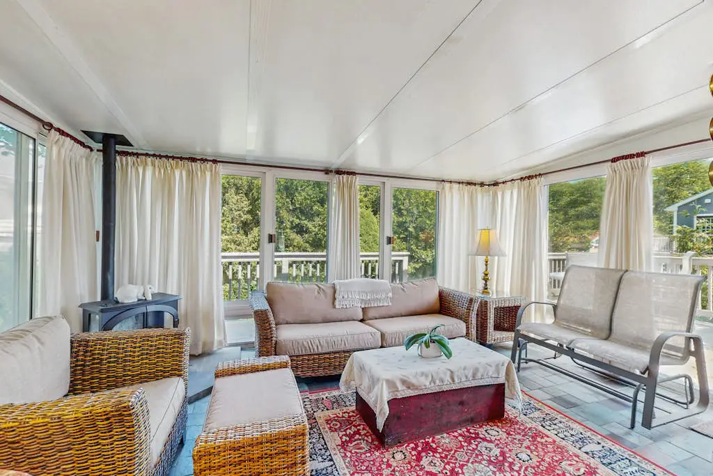 Blue Moon Cottage
