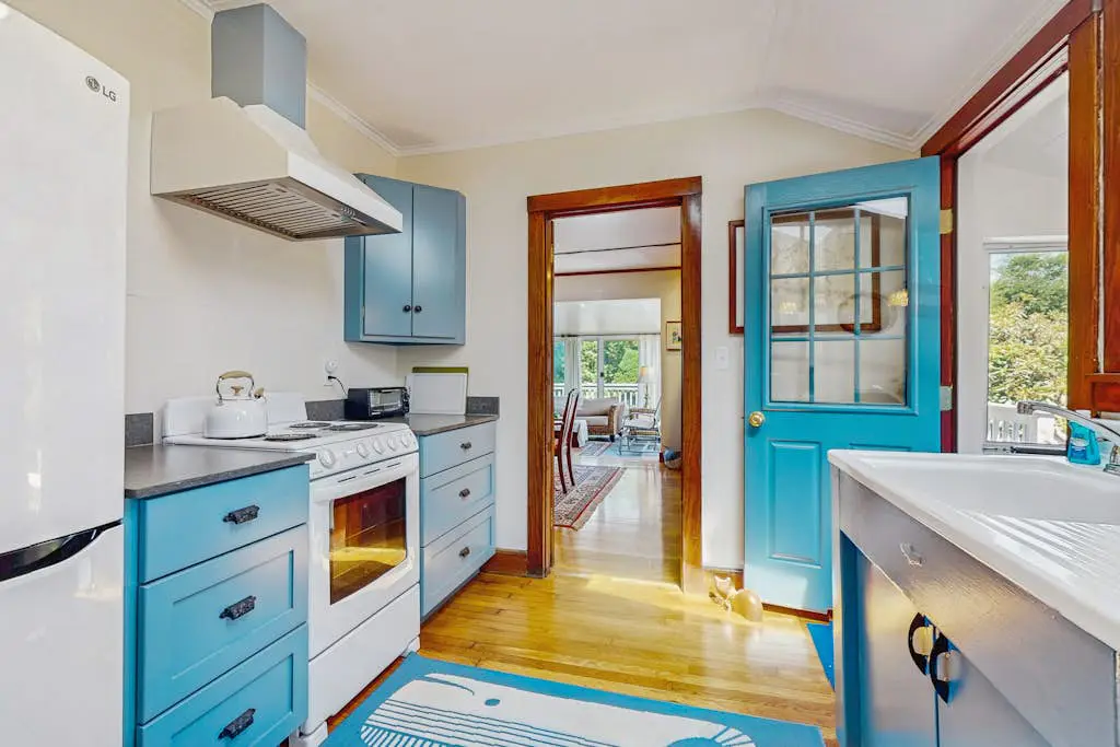Blue Moon Cottage