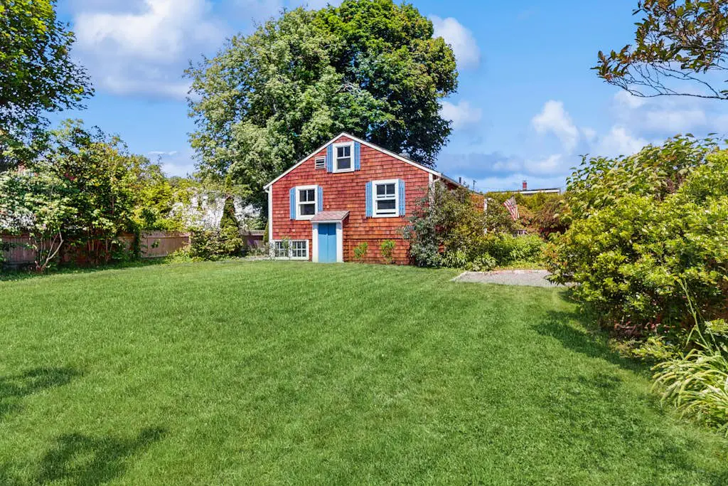 Blue Moon Cottage