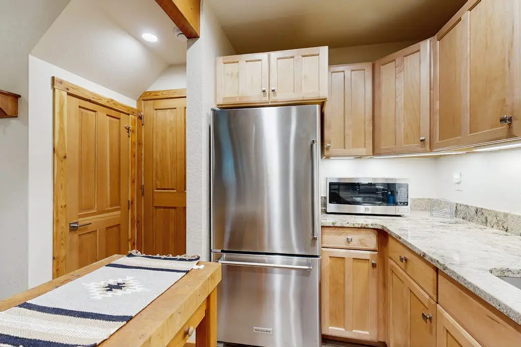 Deer Pine Cabin
