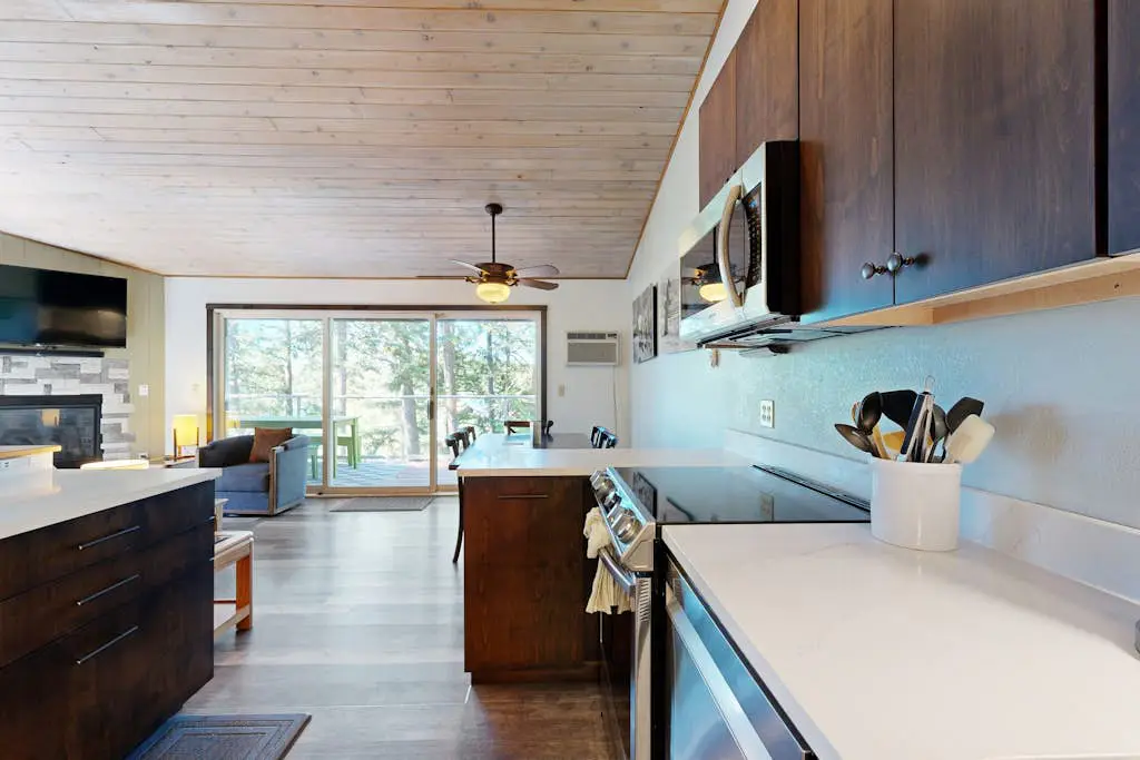 Bay Point Hillside 15D