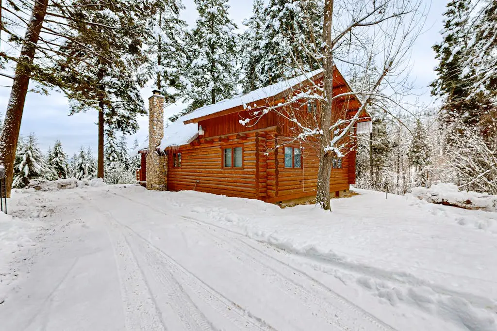 Blacktail Cabin