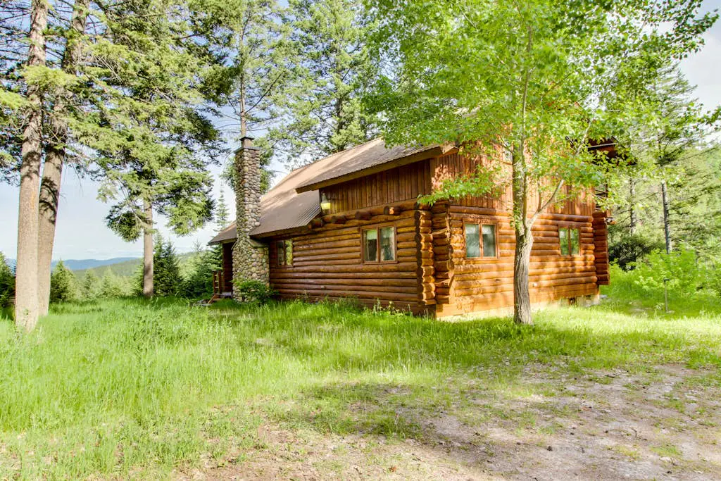 Blacktail Cabin