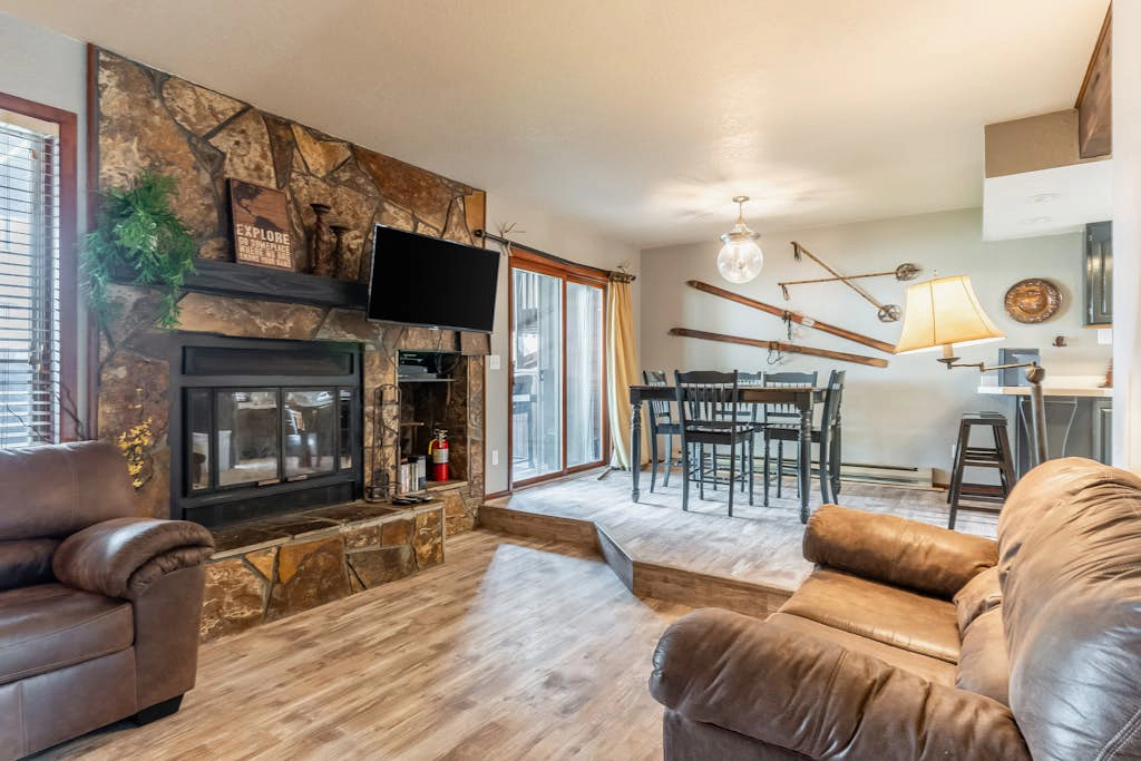 Big Mountain Getaway with Trail/Slope Access